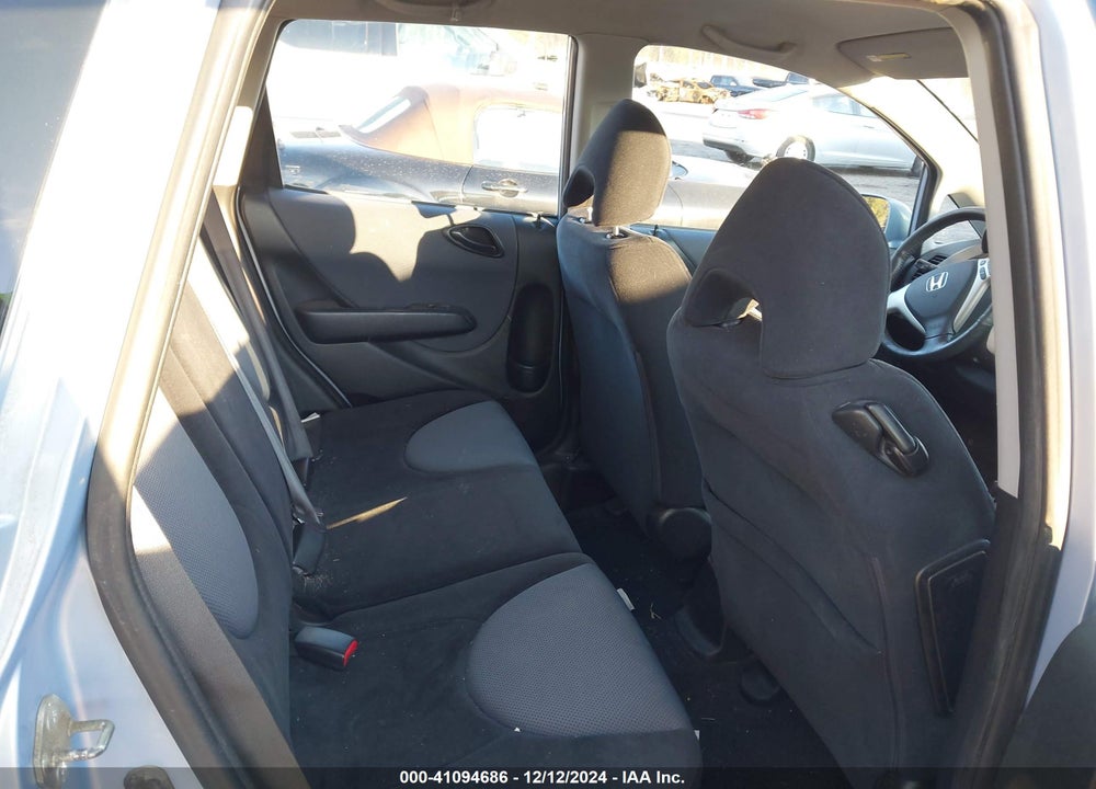 2008 HONDA FIT VIN: JHMGD38638S039015