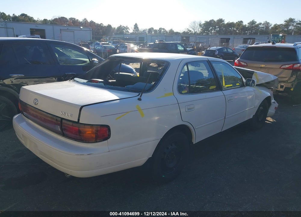 1993 TOYOTA CAMRY LE VIN: JT2VK12EXP0148917