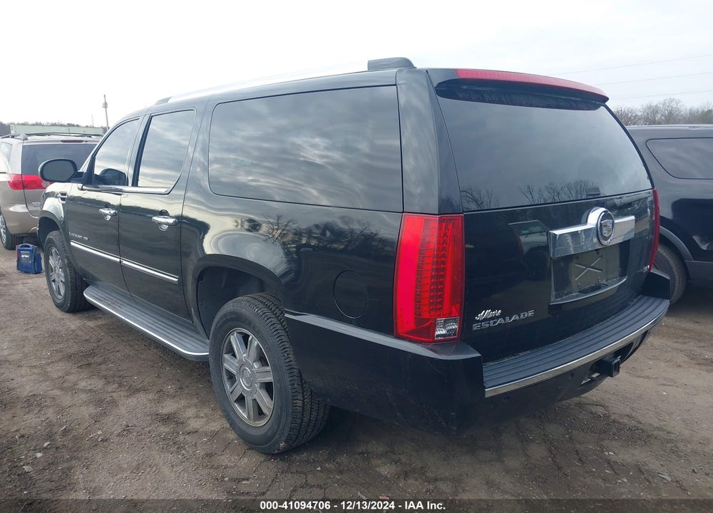 2007 CADILLAC ESCALADE ESV STANDARD VIN: 1GYFK66827R265412