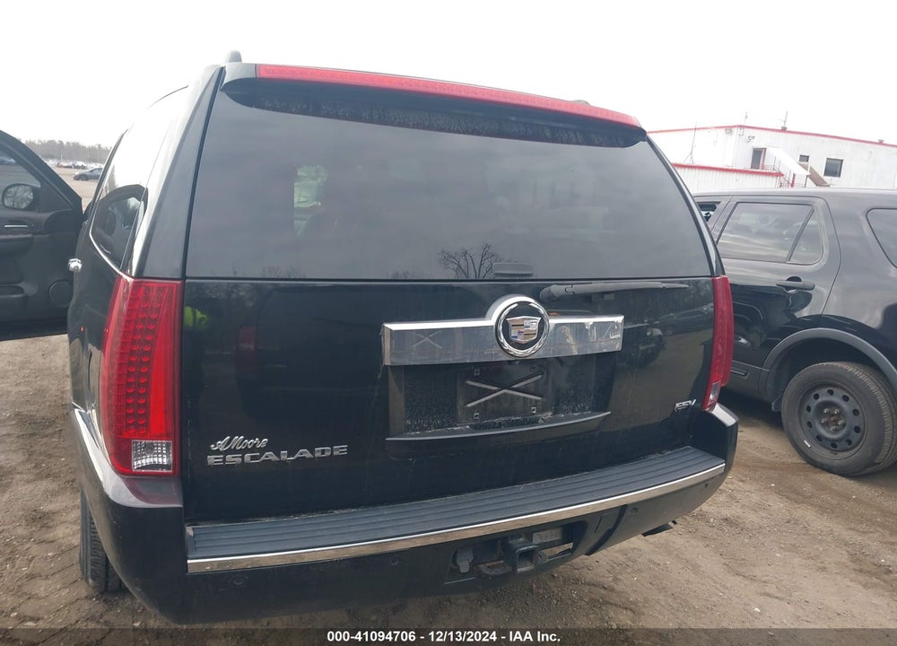 2007 CADILLAC ESCALADE ESV STANDARD VIN: 1GYFK66827R265412