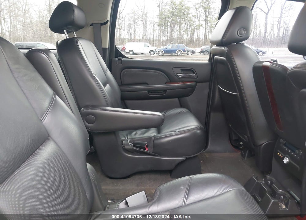 2007 CADILLAC ESCALADE ESV STANDARD VIN: 1GYFK66827R265412