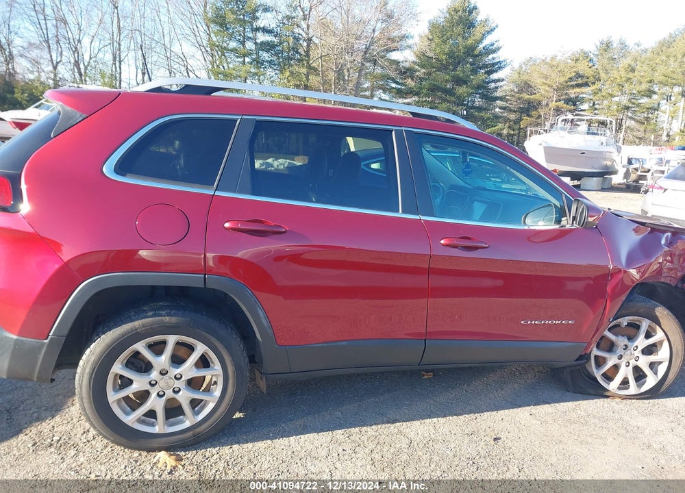 2017 JEEP CHEROKEE LATITUDE 4X4 VIN: 1C4PJMCB0HW582948