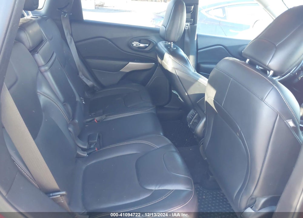 2017 JEEP CHEROKEE LATITUDE 4X4 VIN: 1C4PJMCB0HW582948