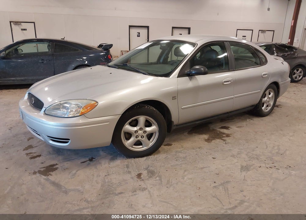 2004 FORD TAURUS SES VIN: 1FAFP55S94A108586