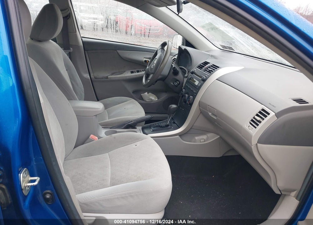 2009 TOYOTA COROLLA LE VIN: 1NXBU40E69Z045848