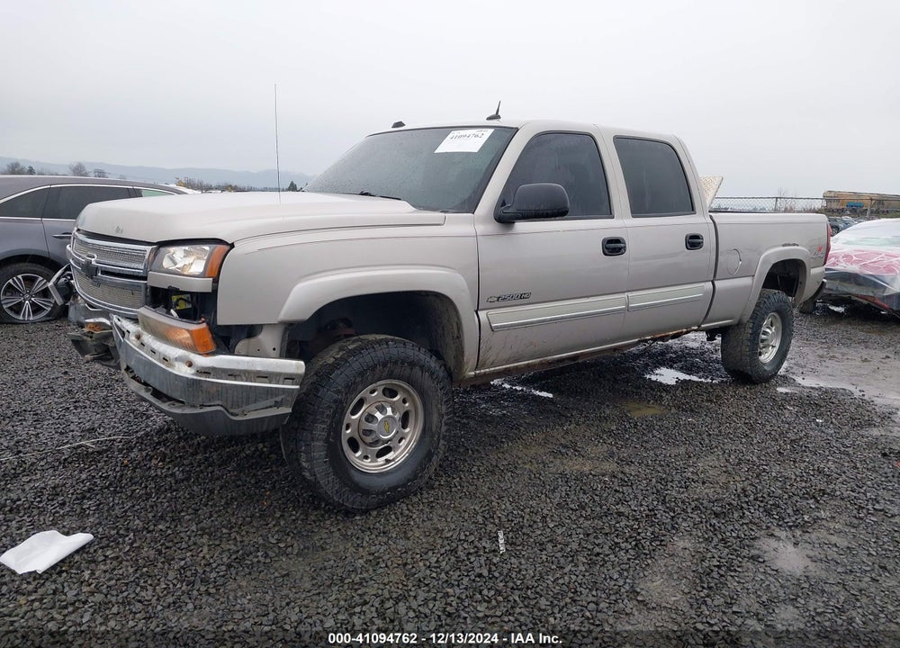 2005 CHEVROLET SILVERADO 2500HD LS VIN: 1GCHK23U95F824896