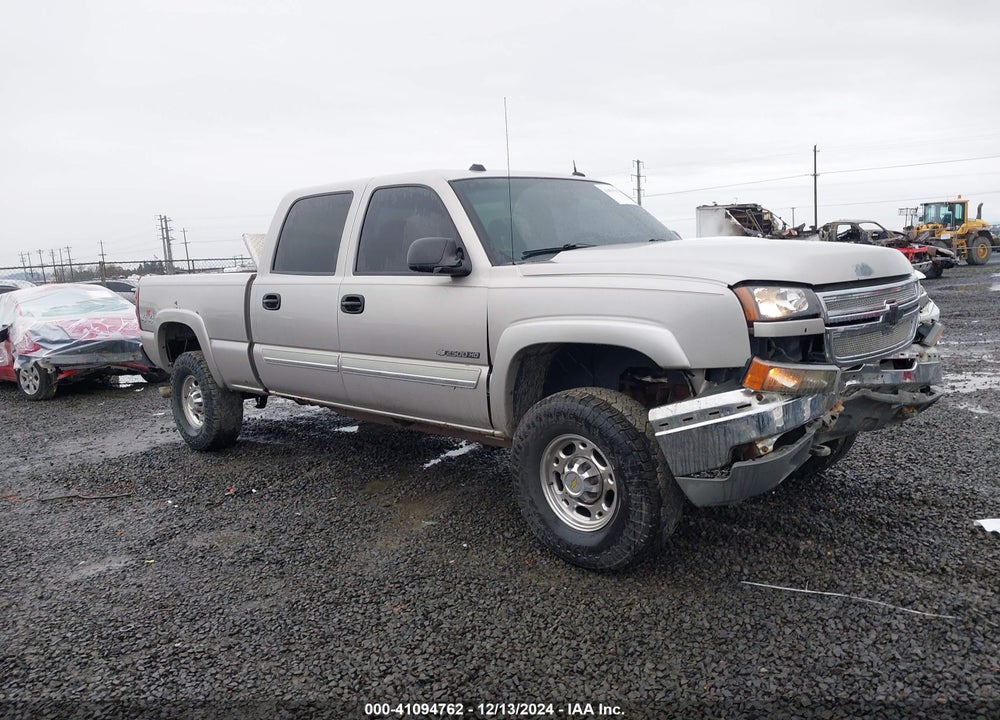 2005 CHEVROLET SILVERADO 2500HD LS VIN: 1GCHK23U95F824896