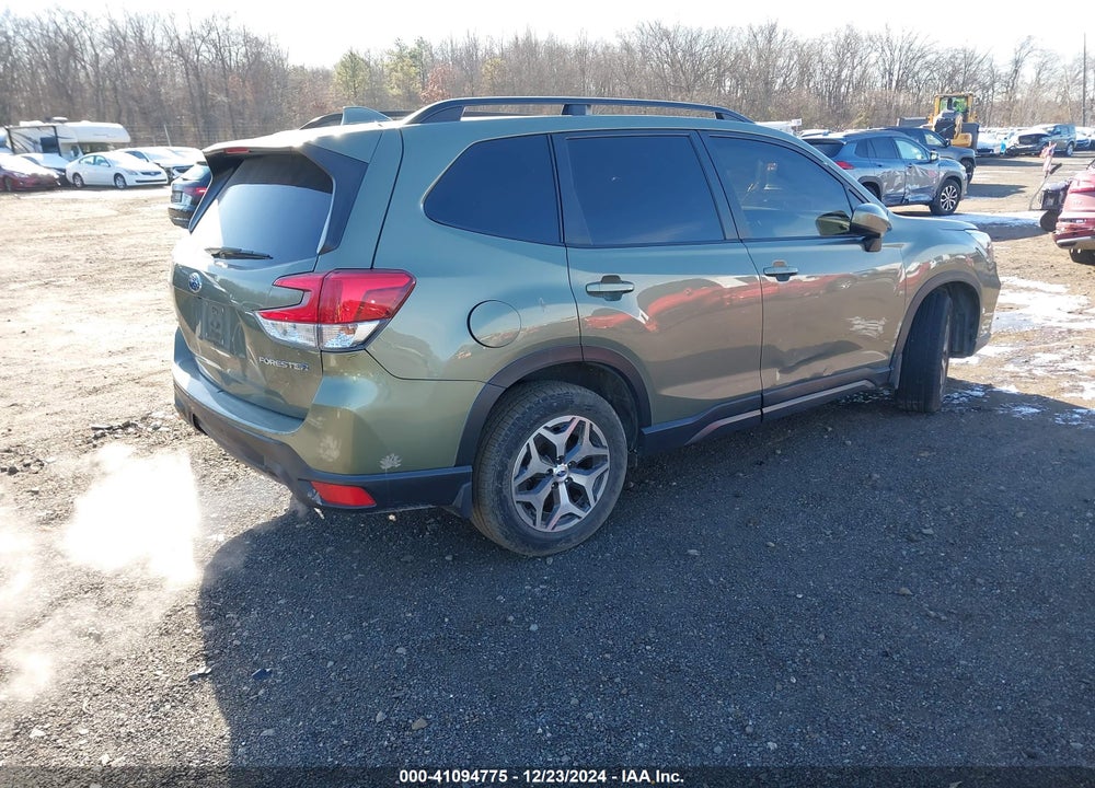 2020 SUBARU FORESTER PREMIUM VIN: JF2SKAGC2LH435585