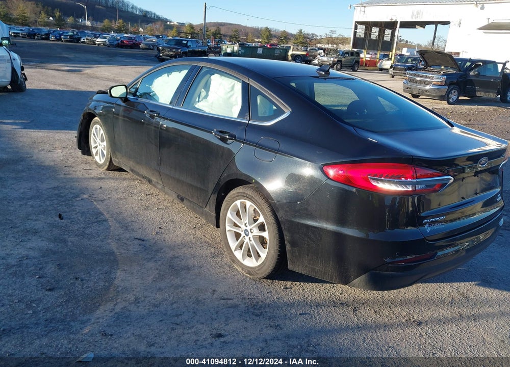 2020 FORD FUSION VIN: 3FA6P0HD5LR165372