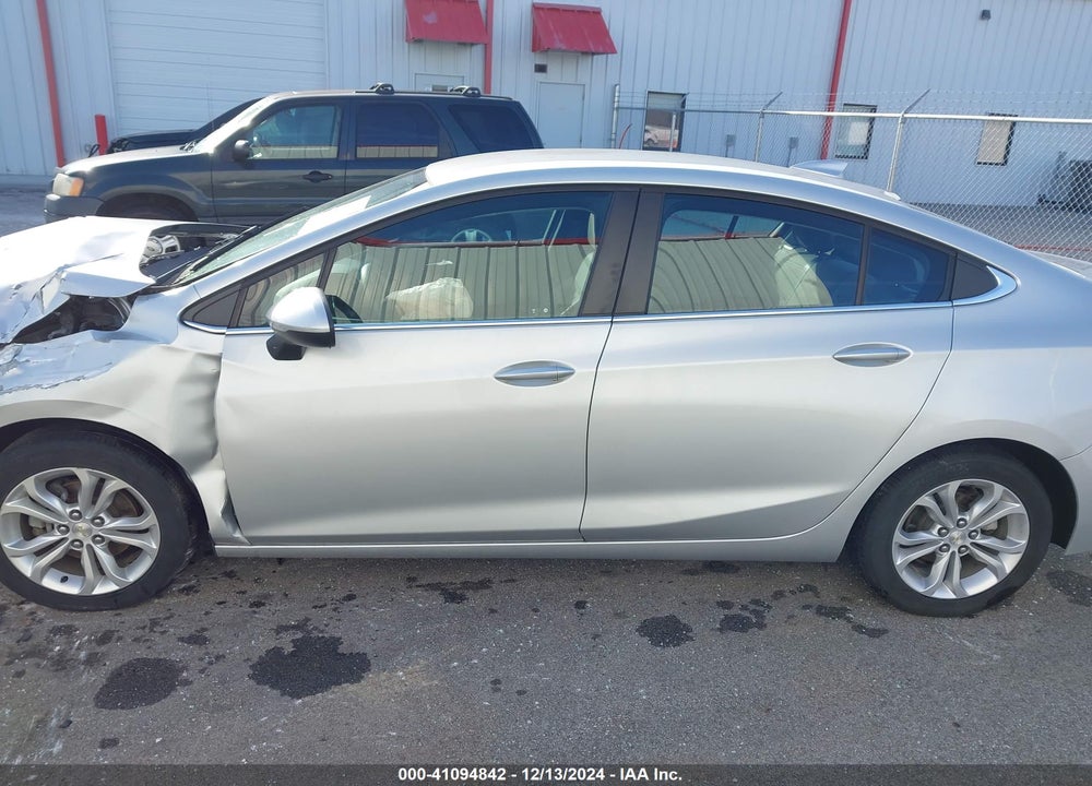 2019 CHEVROLET CRUZE VIN: 1G1BE5SM9K7125833