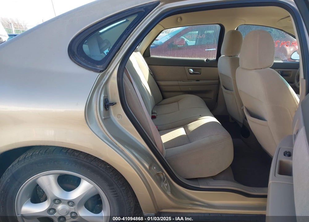 2000 FORD TAURUS SE VIN: 1FAFP53U4YA102561