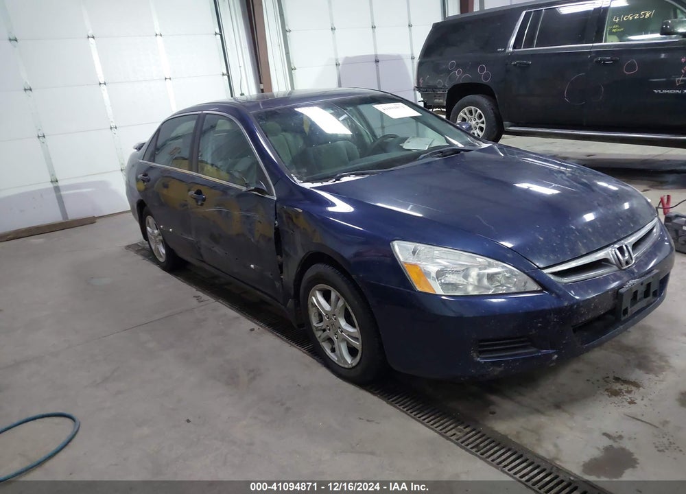 2007 HONDA ACCORD 2.4 EX VIN: 1HGCM56717A153804
