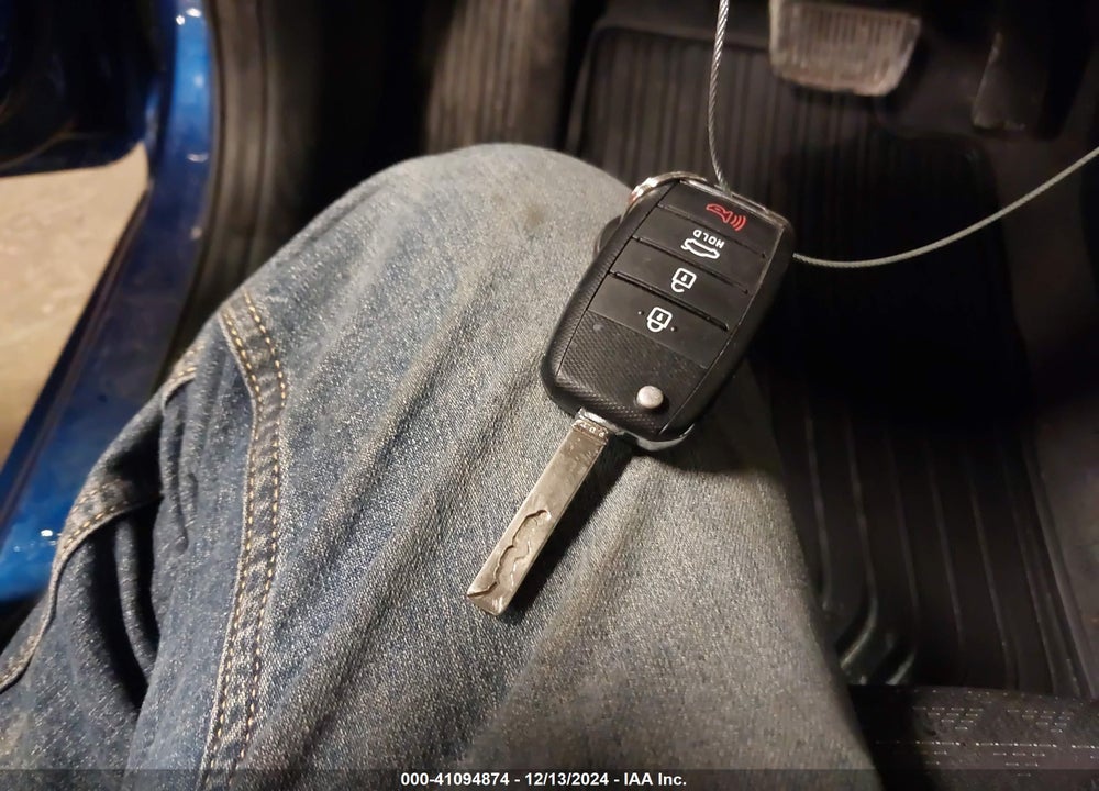 2019 KIA RIO S VIN: 3KPA24AB8KE202052