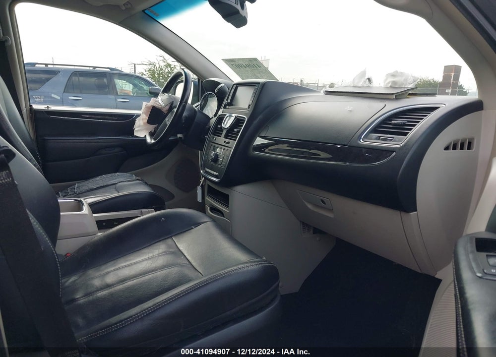 2013 CHRYSLER TOWN & COUNTRY TOURING VIN: 2C4RC1BG0DR821402
