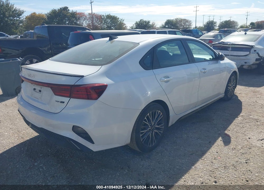 2023 KIA FORTE GT LINE VIN: 3KPF54AD2PE619124