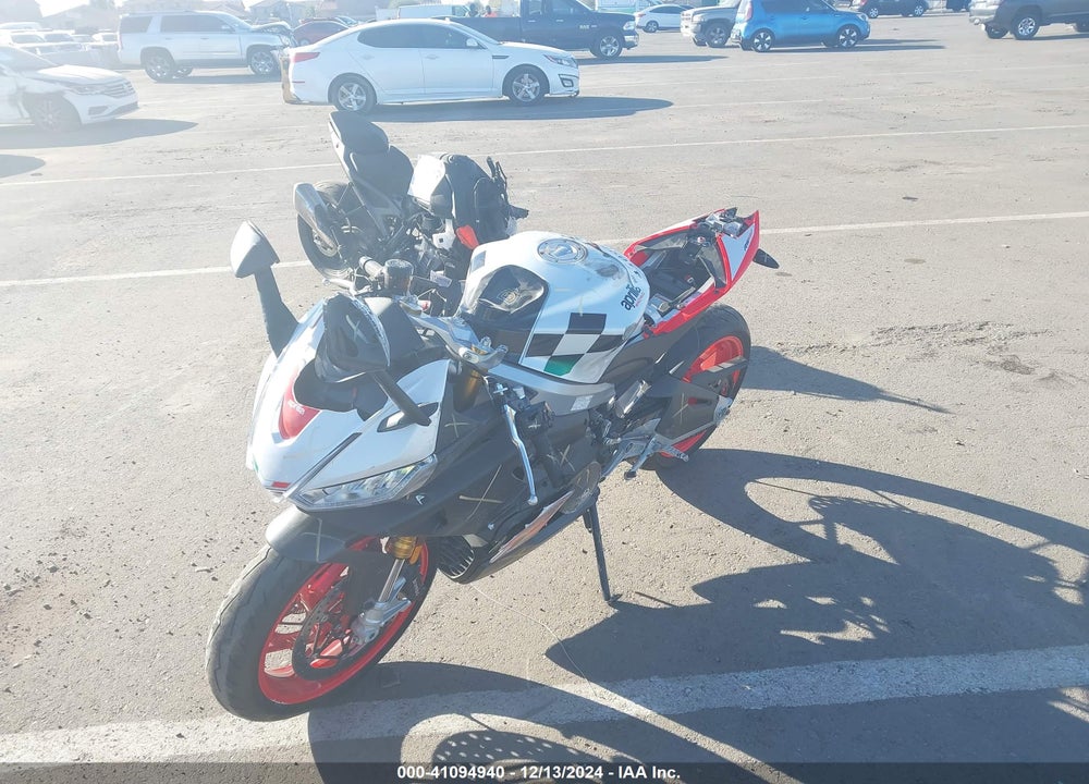 2024 APRILIA RS 660 EXTREMA VIN: ZD4KSUR06RS000328