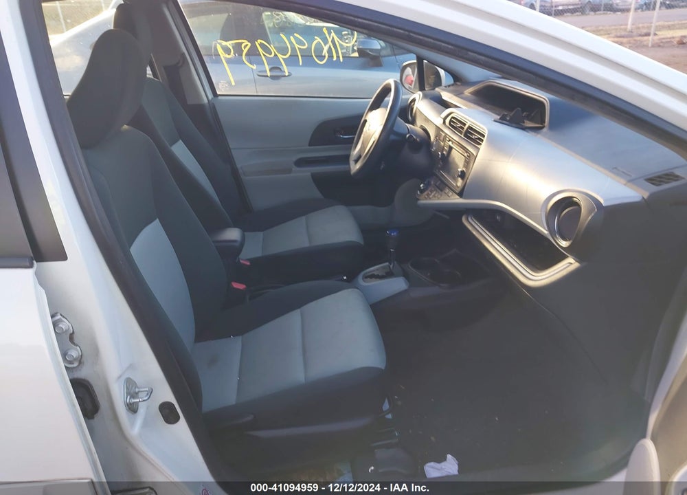 2012 TOYOTA PRIUS C THREE VIN: JTDKDTB31C1508983