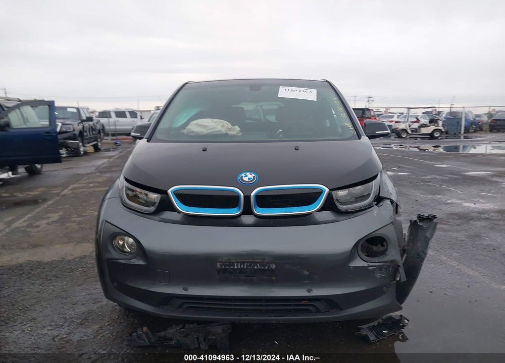 2017 BMW I3 94 AH W/RANGE EXTENDER VIN: WBY1Z8C52HV551575