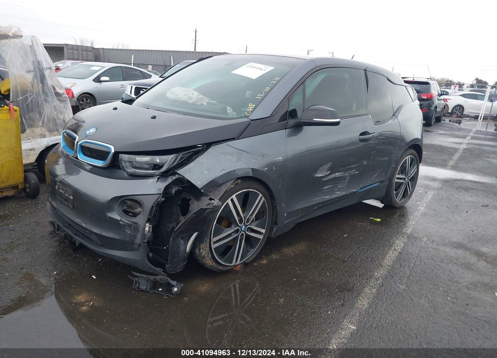 2017 BMW I3 94 AH W/RANGE EXTENDER VIN: WBY1Z8C52HV551575