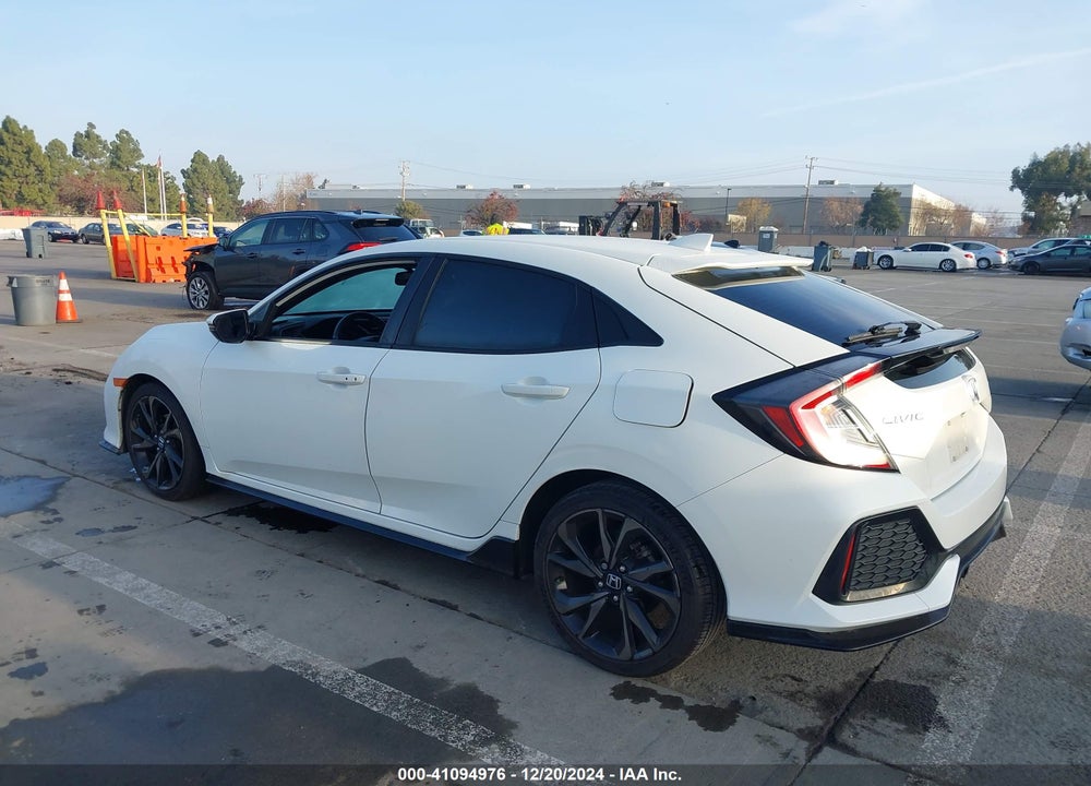 2019 HONDA CIVIC SPORT TOURING VIN: SHHFK7H97KU412578