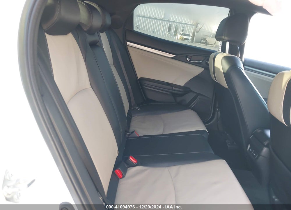 2019 HONDA CIVIC SPORT TOURING VIN: SHHFK7H97KU412578