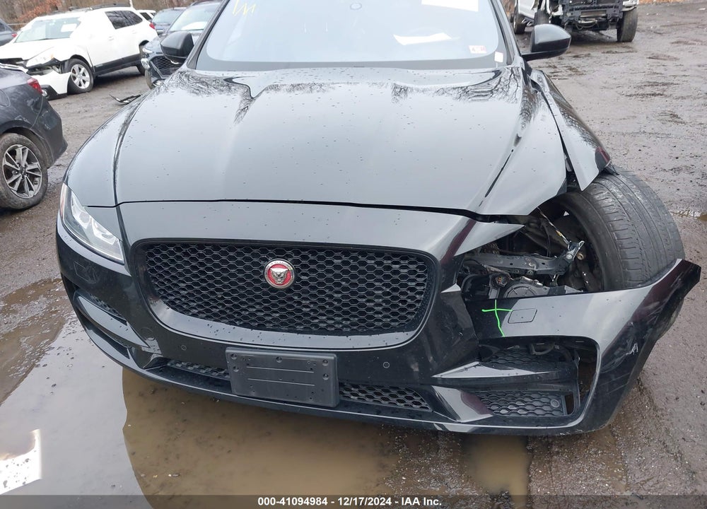 2017 JAGUAR F-PACE 35T PRESTIGE VIN: SADCK2BV1HA070788