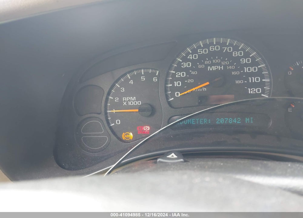 2004 CHEVROLET SUBURBAN 1500 Z71 VIN: 3GNFK16Z04G277949
