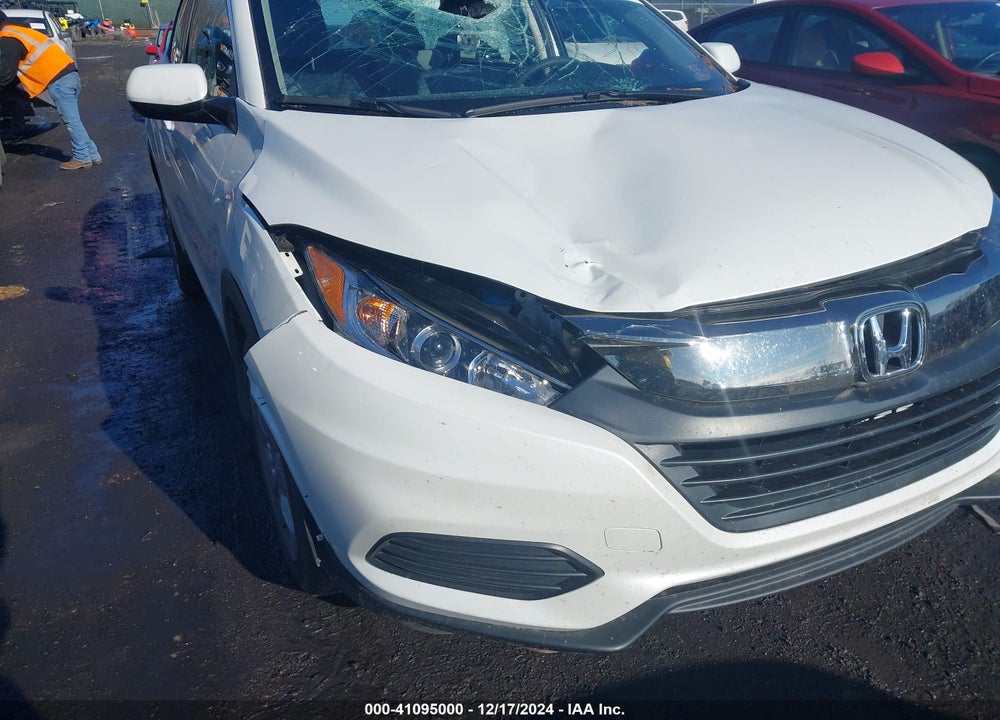 2021 HONDA HR-V AWD LX VIN: 3CZRU6H37MM742602