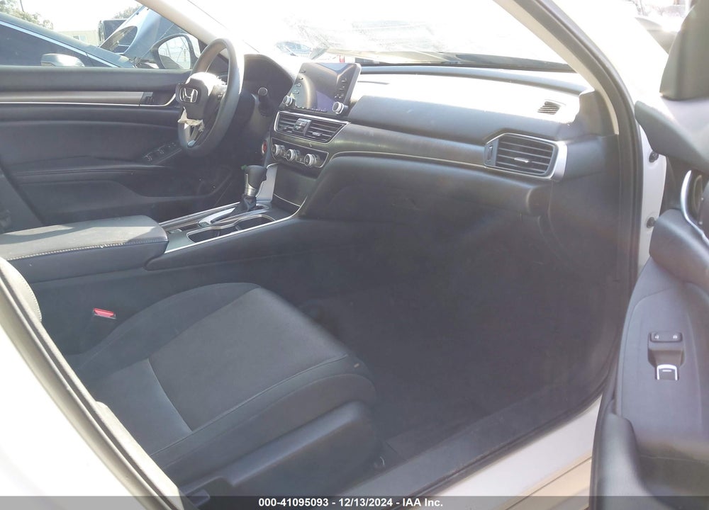 2018 HONDA ACCORD LX VIN: 1HGCV1F19JA136838