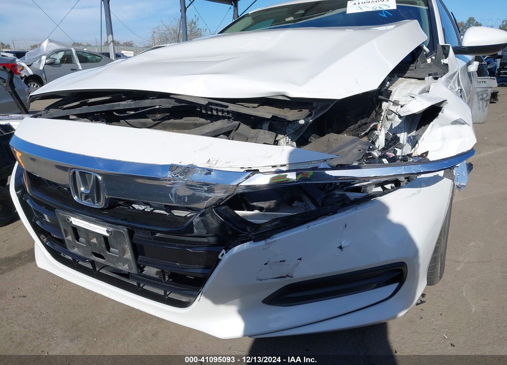 2018 HONDA ACCORD LX VIN: 1HGCV1F19JA136838