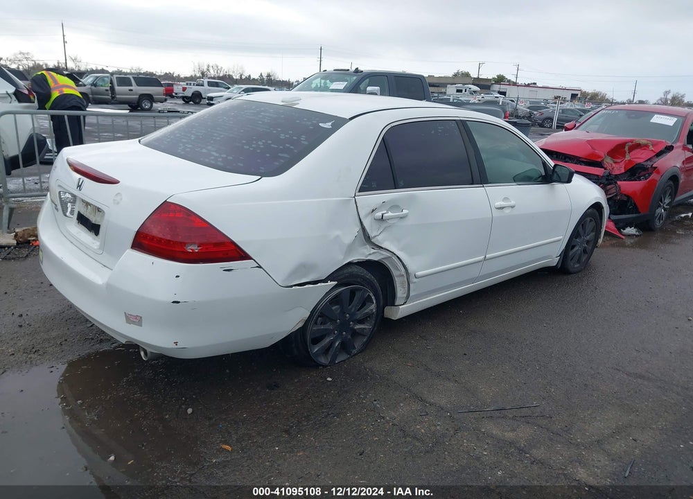 2007 HONDA ACCORD 3.0 EX VIN: 1HGCM66537A104995