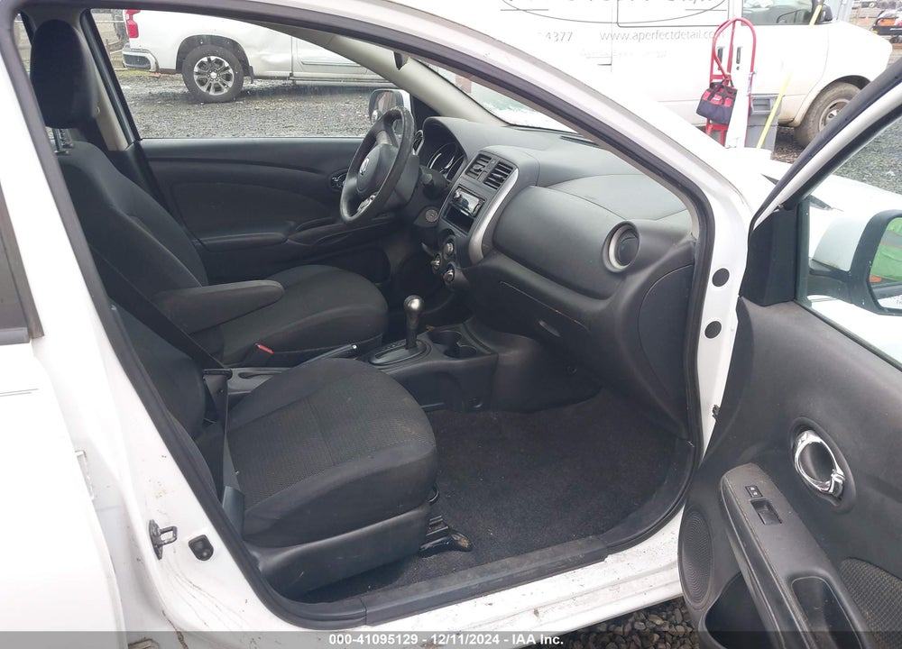 2013 NISSAN VERSA 1.6 SV VIN: 3N1CN7APXDL881238
