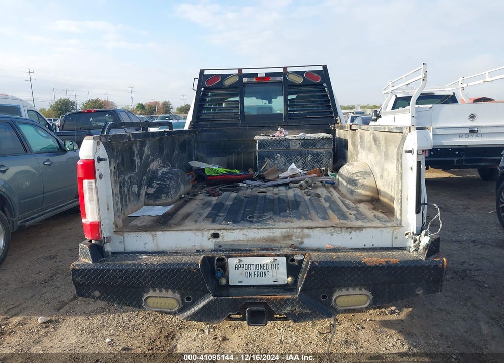 2018 FORD F-350 XL VIN: 1FT8W3BTXJEC94909