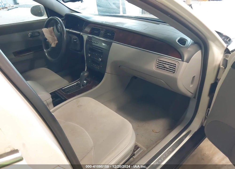 2007 BUICK LACROSSE CX VIN: 2G4WC582171245839