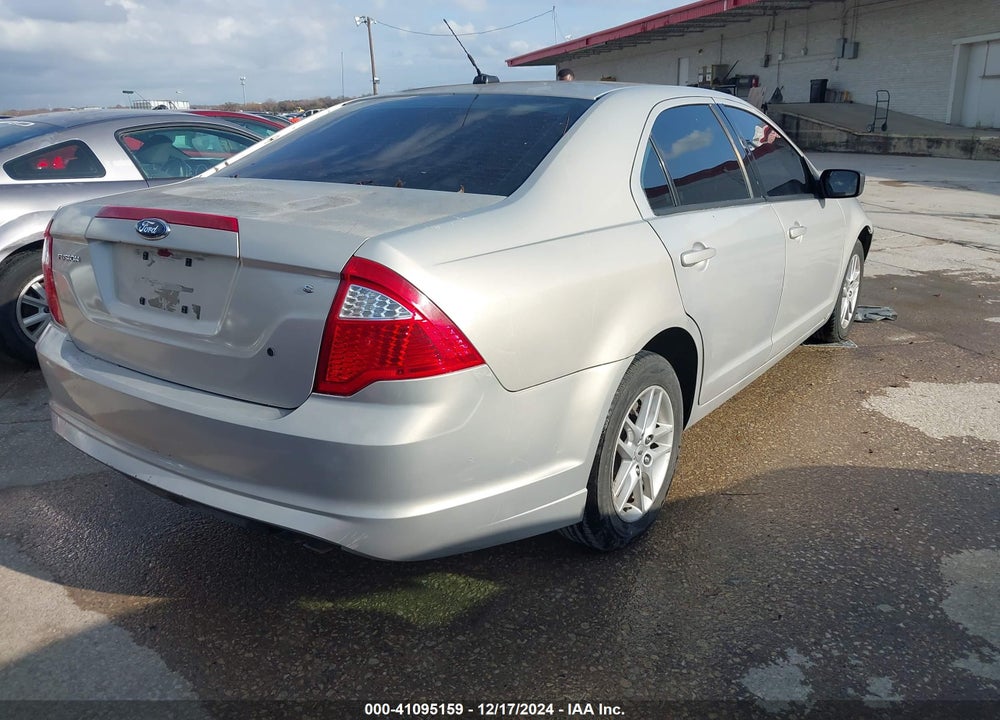 2010 FORD FUSION S VIN: 3FAHP0GA8AR208342