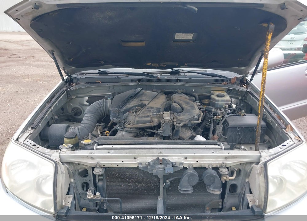 2004 TOYOTA 4RUNNER LIMITED V6 VIN: JTEZU17R840023551