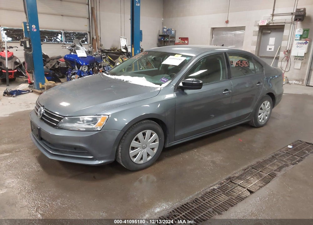 2015 VOLKSWAGEN JETTA 2.0L S VIN: 3VW2K7AJ5FM424781