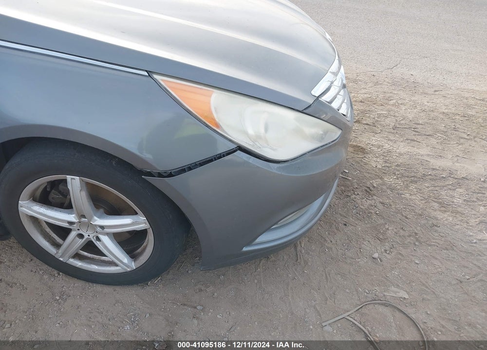 2013 HYUNDAI SONATA GLS VIN: 5NPEB4AC3DH745124