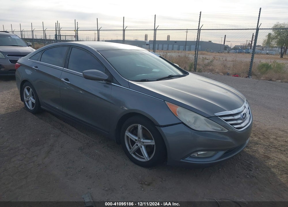 2013 HYUNDAI SONATA GLS VIN: 5NPEB4AC3DH745124