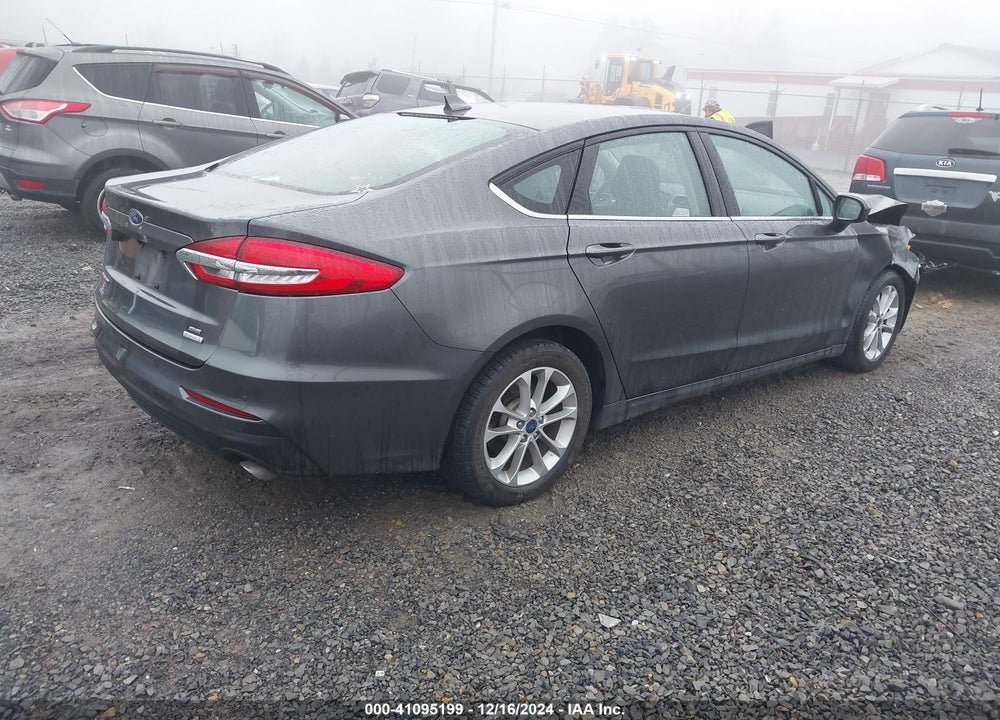 2020 FORD FUSION SE VIN: 3FA6P0HD0LR264097