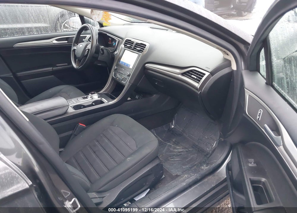 2020 FORD FUSION SE VIN: 3FA6P0HD0LR264097