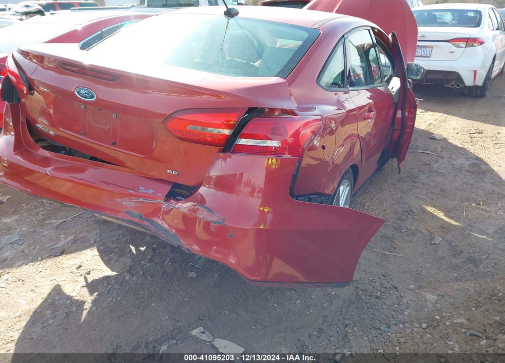 2018 FORD FOCUS VIN: 1FADP3F27JL324544
