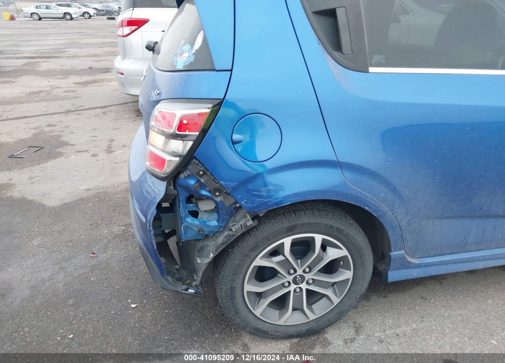 2018 CHEVROLET SONIC VIN: 1G1JD6SH7J4114692