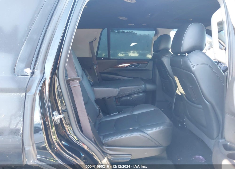 2016 CADILLAC ESCALADE LUXURY COLLECTION VIN: 1GYS3BKJ1GR332949