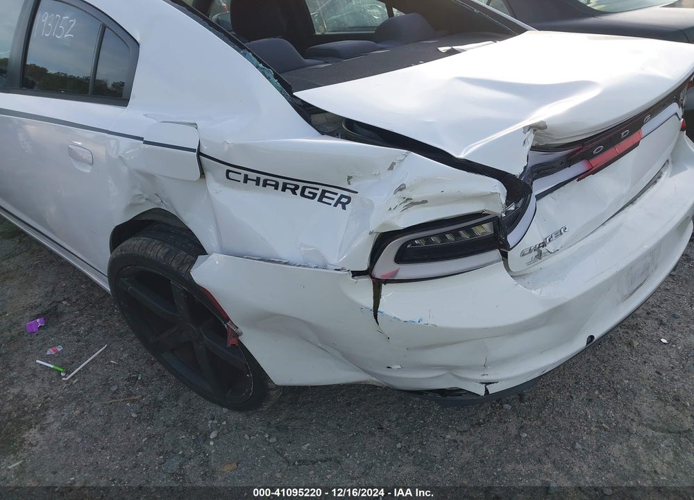 2016 DODGE CHARGER VIN: 2C3CDXBG1GH140170