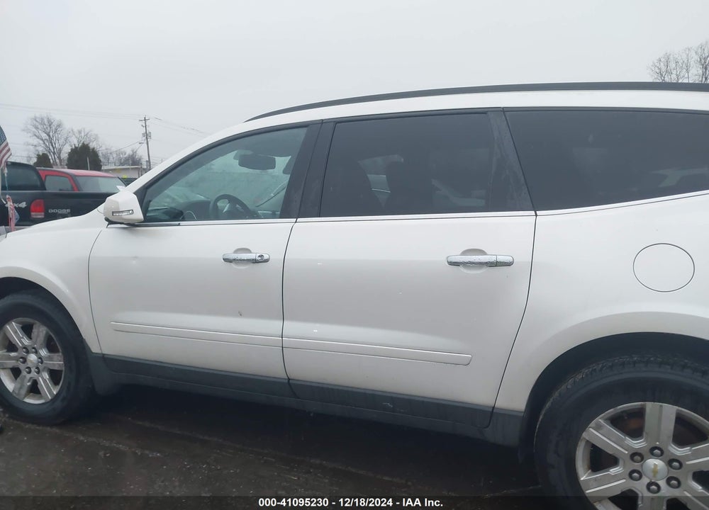 2012 CHEVROLET TRAVERSE 1LT VIN: 1GNKVGED2CJ387204