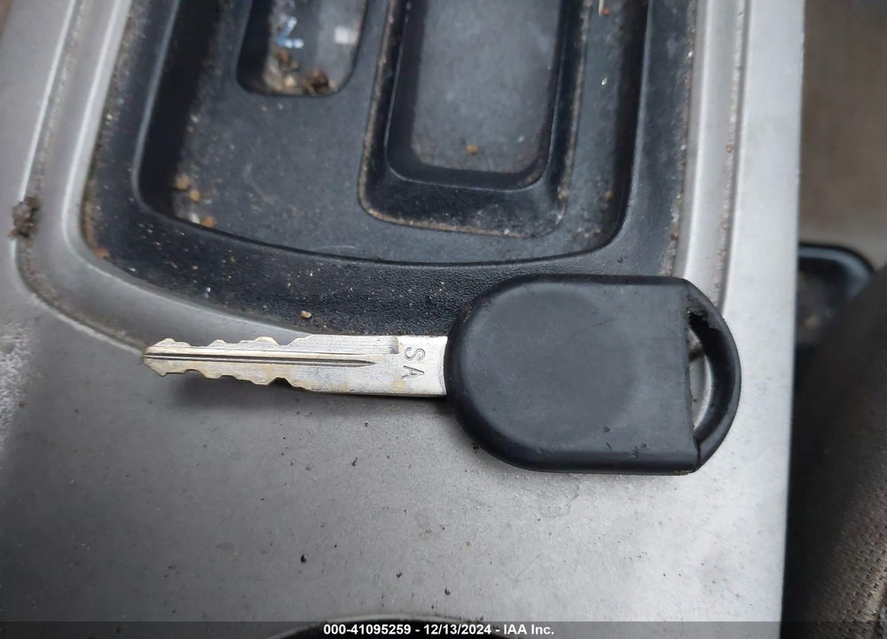 2008 FORD FOCUS SE/SES VIN: 1FAHP35N38W295811
