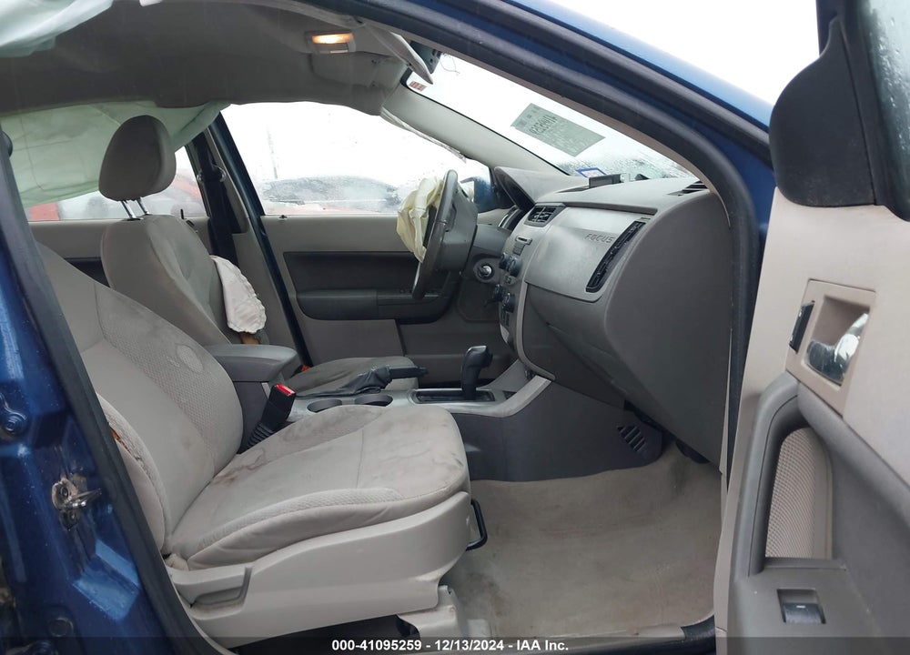2008 FORD FOCUS SE/SES VIN: 1FAHP35N38W295811