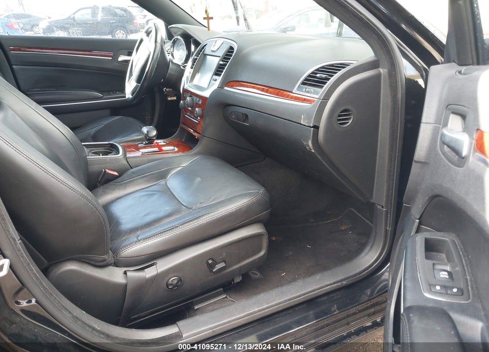 2013 CHRYSLER 300 VIN: 2C3CCAAGXDH574858