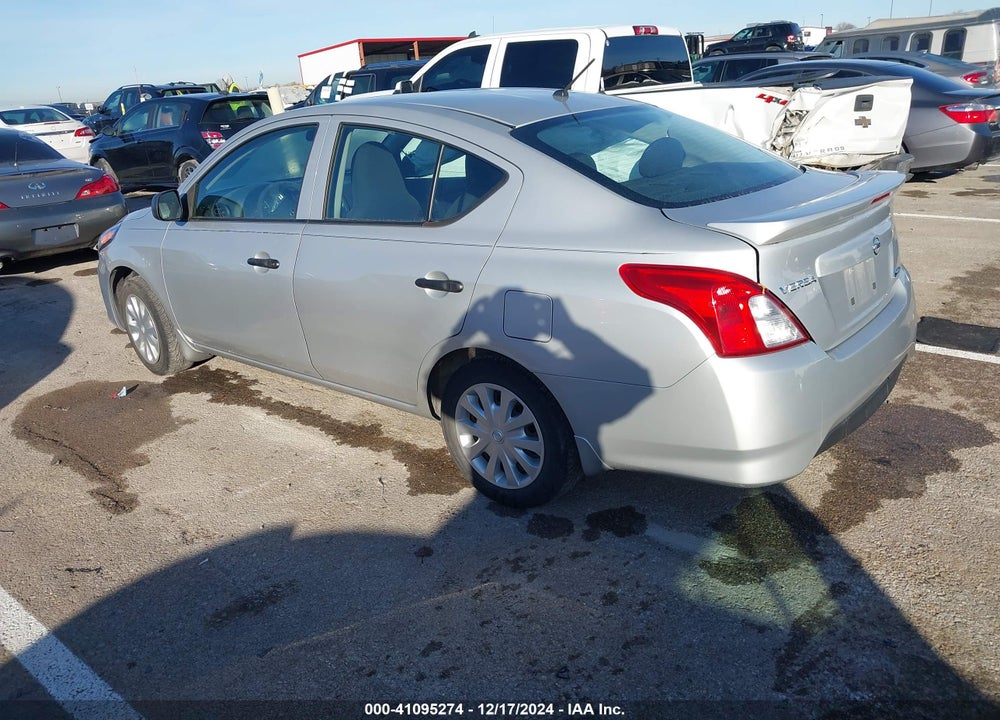 2015 NISSAN VERSA VIN: 3N1CN7AP8FL939270